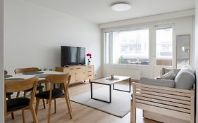 Poista 2Ndhomes 2Br Home With Balcony In Punavuori
